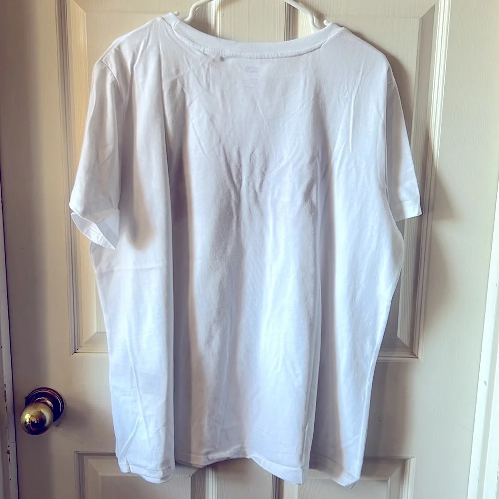 NWT Levi’s Men’s or Women’s 2X white T shirt - Picture 5 of 7